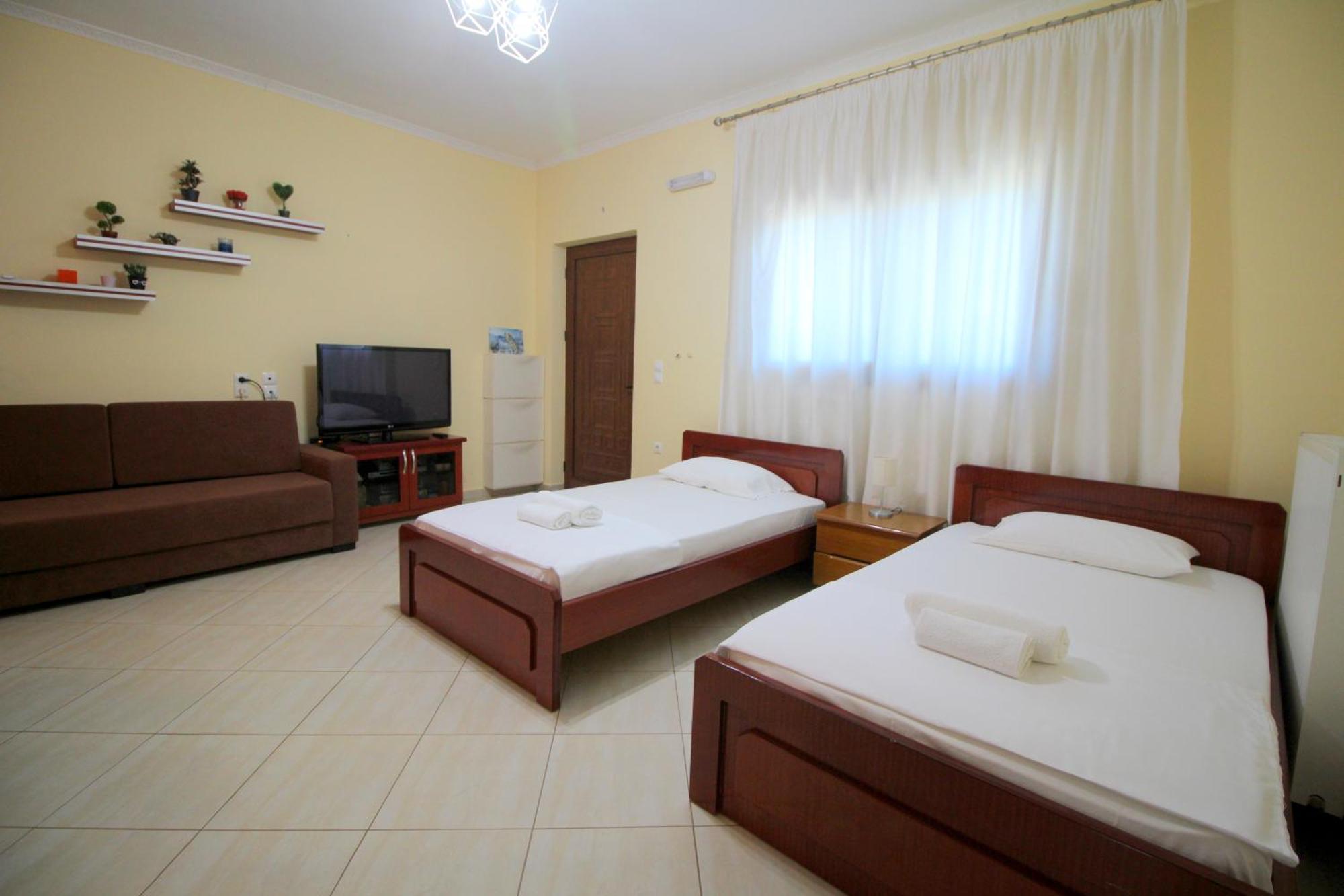 Ksamil City Center Villa Buitenkant foto
