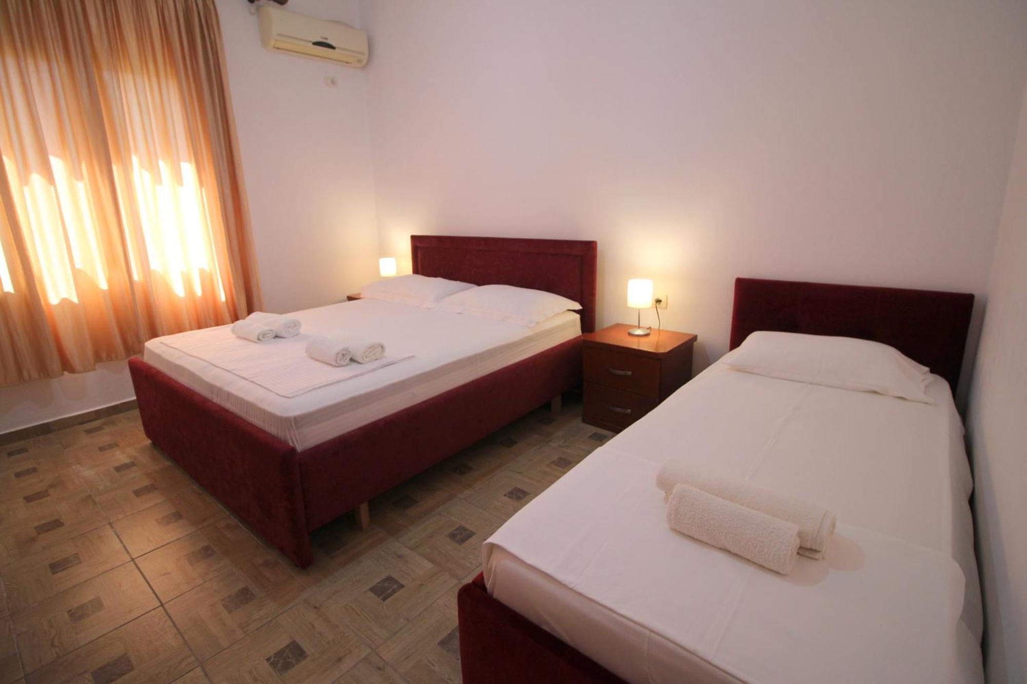 Ksamil City Center Villa Buitenkant foto