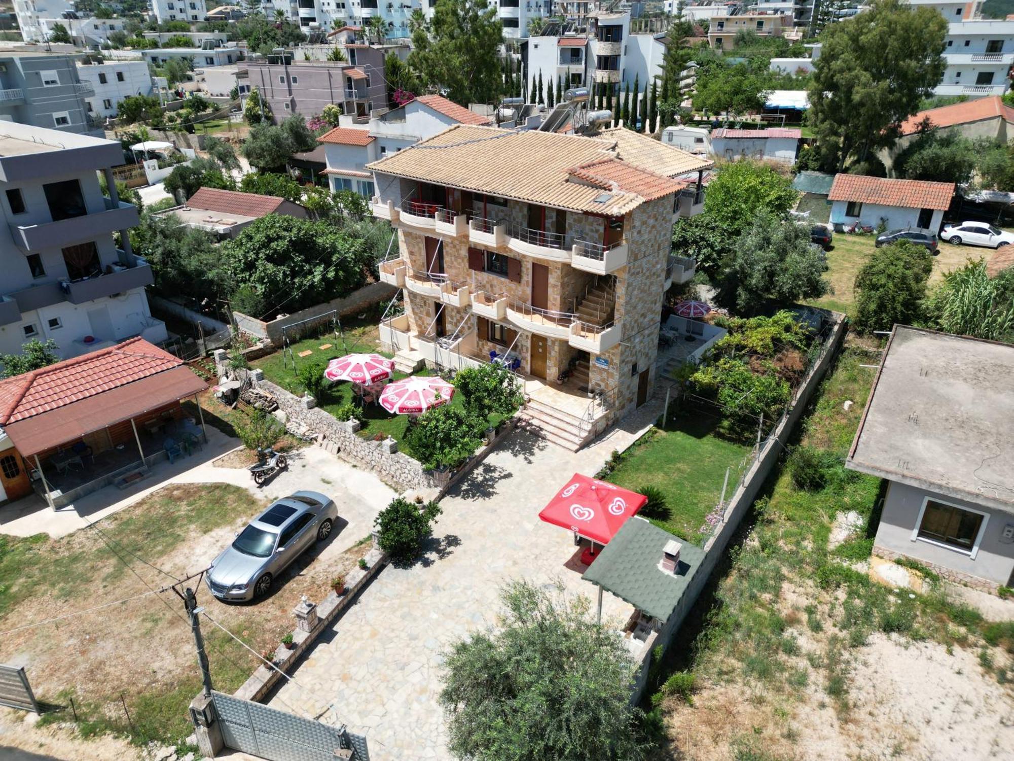 Ksamil City Center Villa Buitenkant foto